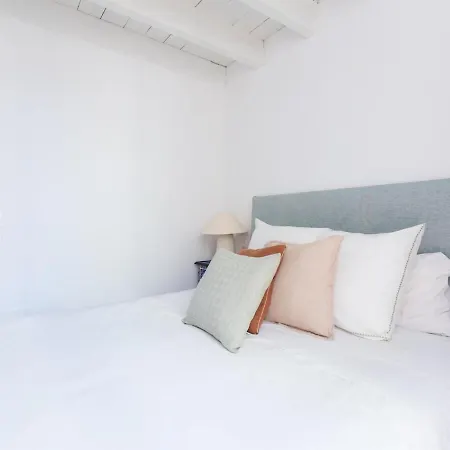Apartment Plaza De Martires *