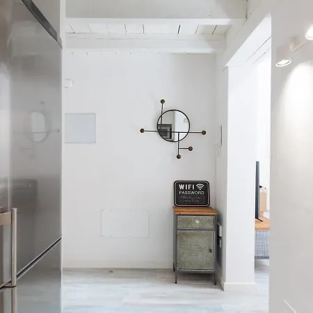 Plaza De Martires Apartment *